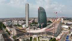 Spektakuläre Welle über Mailand