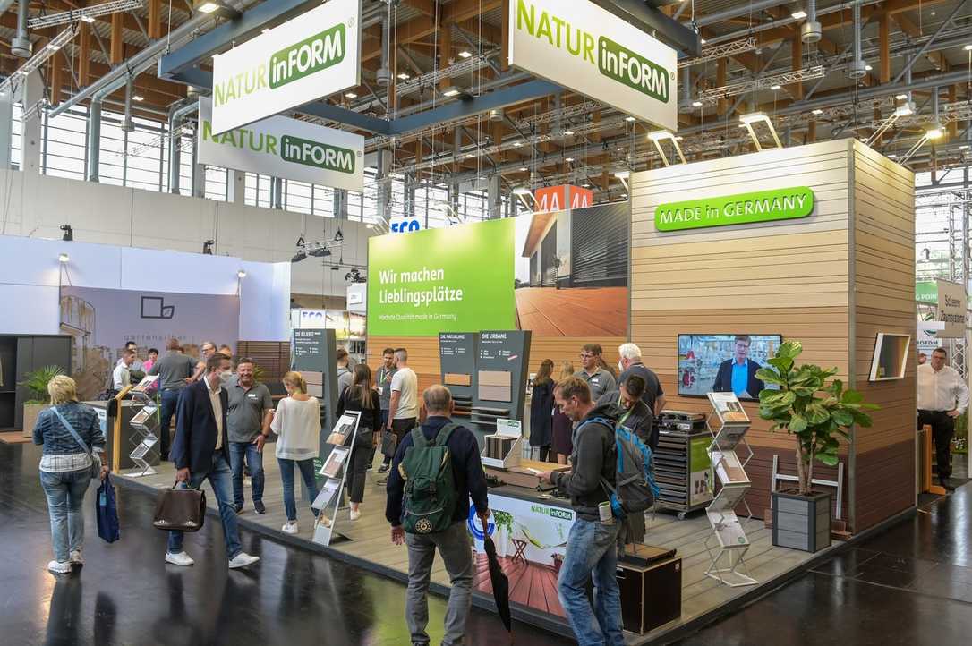 Naturinform präsentiert auf der GaLaBau neue Terassendiele Naturinform präsentiert auf der GaLaBau neue Terassendiele