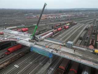 Hybridkappen machen Decatur-Brücke leichter