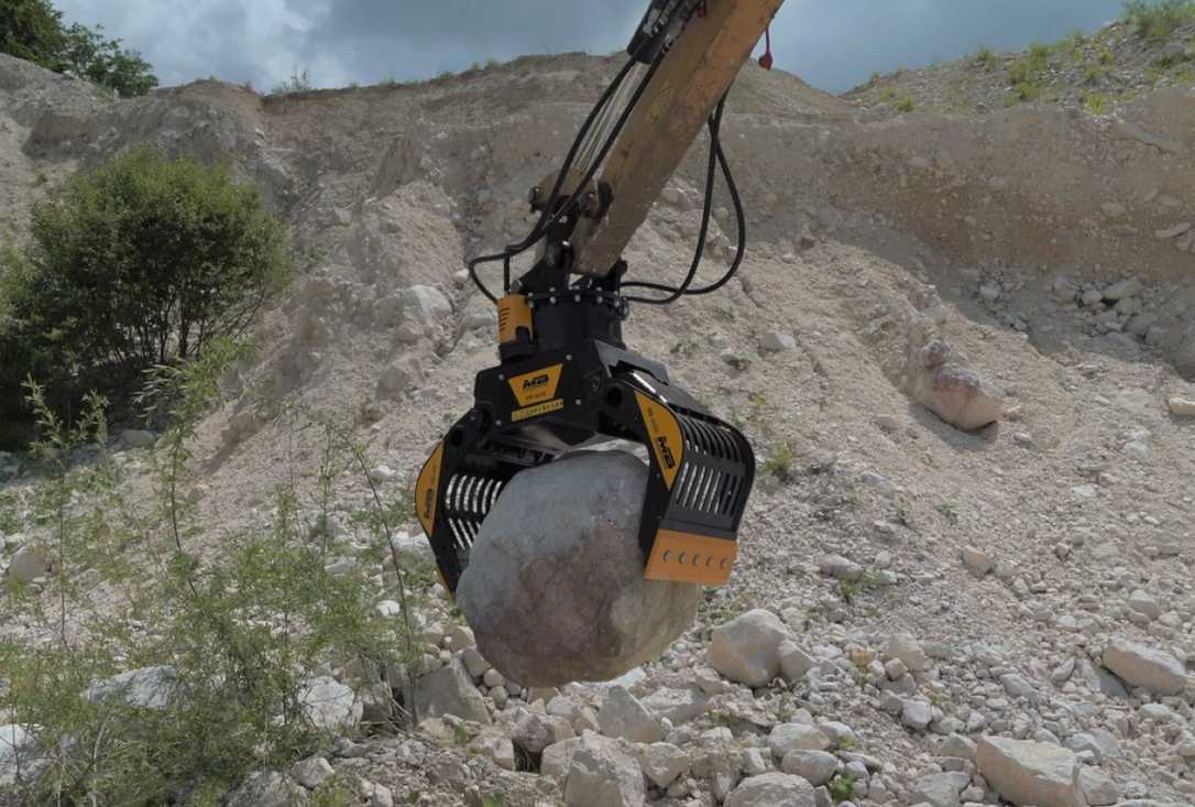 Drei neue Abbruch-Sortiergreifer von MB Crusher für Minibagger und Hydraulikbagger Drei neue Abbruch-Sortiergreifer von MB Crusher für Minibagger und Hydraulikbagger