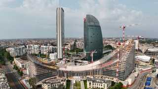 Spektakuläre Welle über Mailand