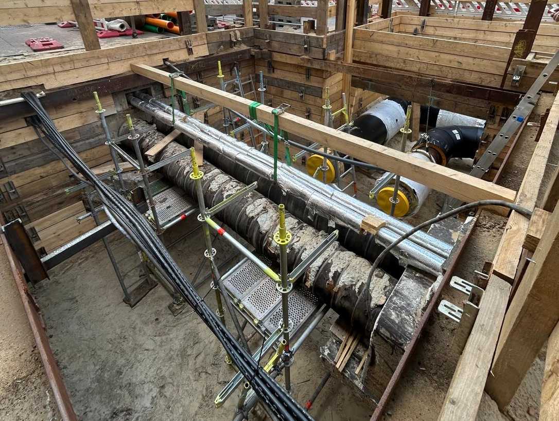Fernwärme Hamburg: Präzise Netzmodernisierung unter engsten Bedingungen