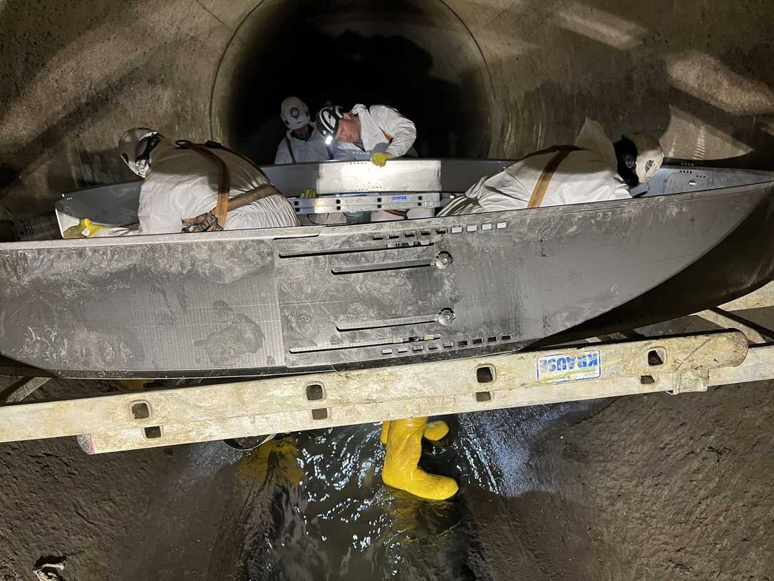 Muffensanierung im begehbaren Kanal: Erste Quick-Lock Big DN3000 eingebaut Muffensanierung im begehbaren Kanal: Erste Quick-Lock Big DN3000 eingebaut