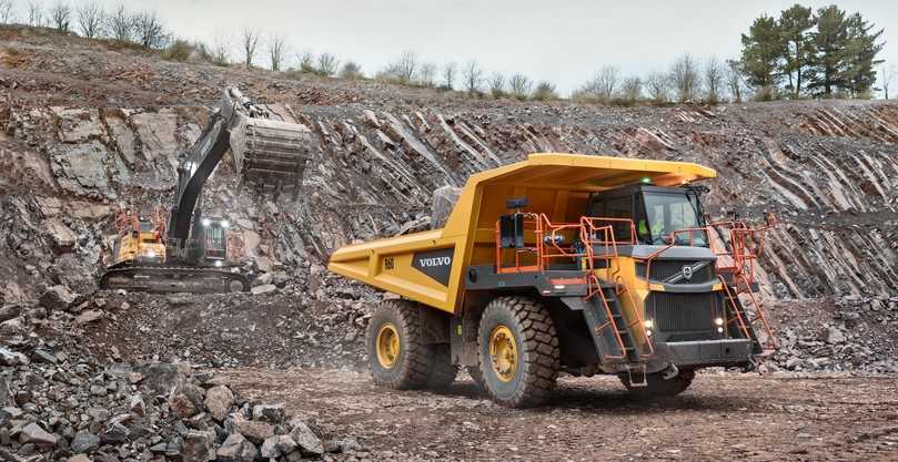 Auch der Starrrahmen-Muldenkipper R60 ist auf dem 1.600 Quadratmeter großen Messestand zu sehen. | Foto: Volvo CE Auch der Starrrahmen-Muldenkipper R60 ist auf dem 1.600 Quadratmeter großen Messestand zu sehen. | Foto: Volvo CE