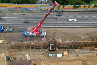 Kanalverlegung macht Weg für neue Straßenbahntrasse frei