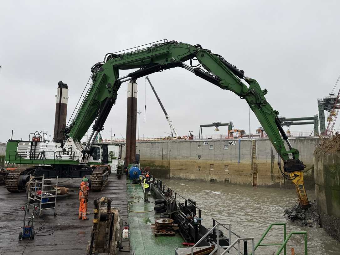 Megaprojekt Antwerpen: Unterwasser-Abbruch mit dem „Genius“