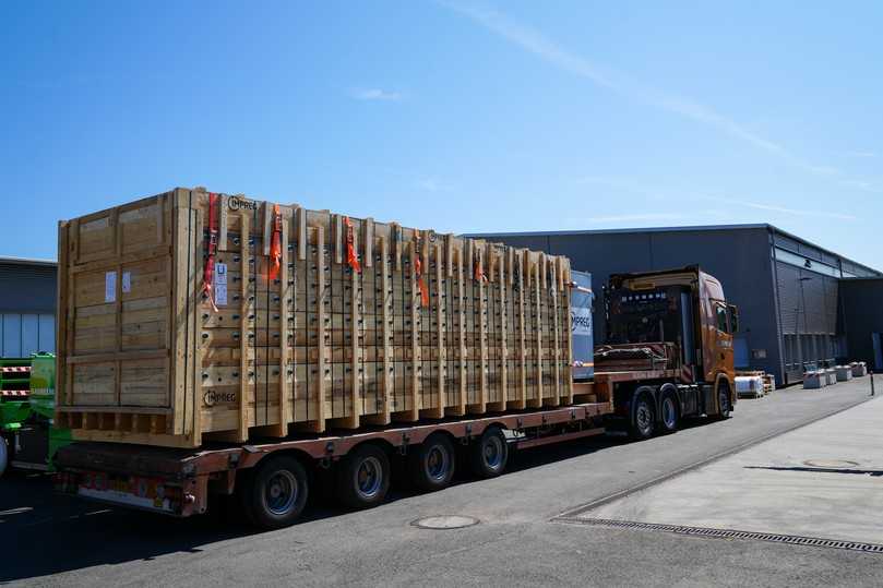 Linerkiste: 56 t Gesamtgewicht mit Kühlung | Foto: Impreg