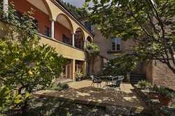 Villa Morcote setzt auf WPC-Dielen von NaturinForm