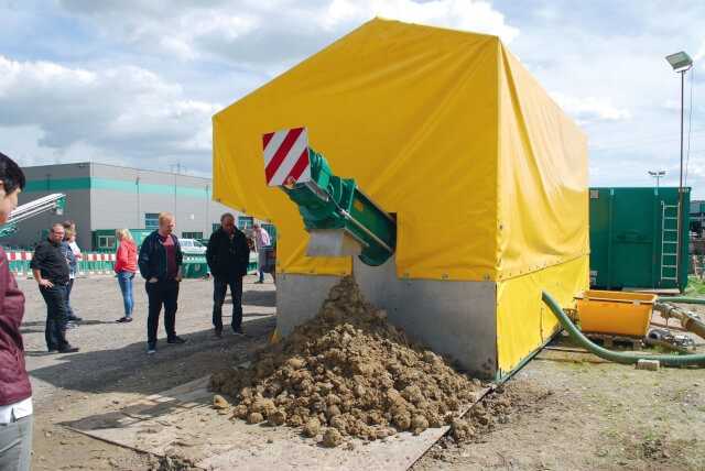 Der Zentrifugenton kann in einer nahe gelegenen Ziegelei verwertet werden.