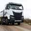 Iveco X-Way 8x4 mit Dreiseitenkipper im Test