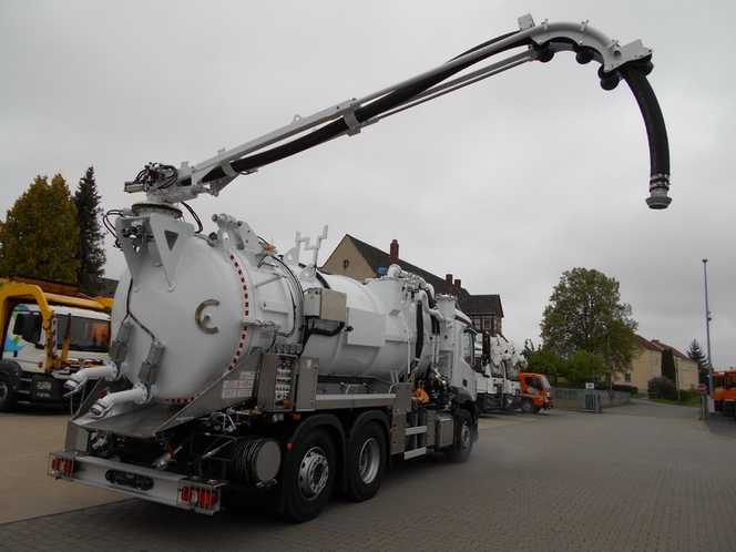 Schmidt zeigt ölnebelfreien Saugaufbau mit Vakuumgebläse