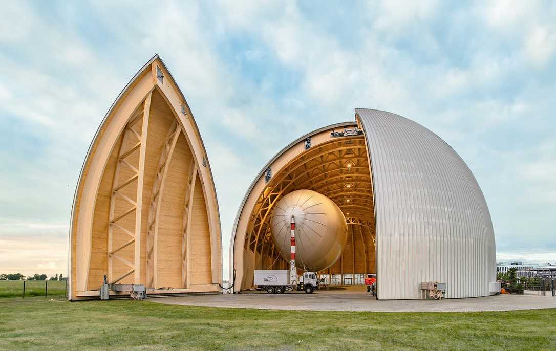 Ingenieurbaupreis 2024 für Holz-Hangar von Ripkens Wiesenkämper Ingenieurbaupreis 2024 für Holz-Hangar von Ripkens Wiesenkämper