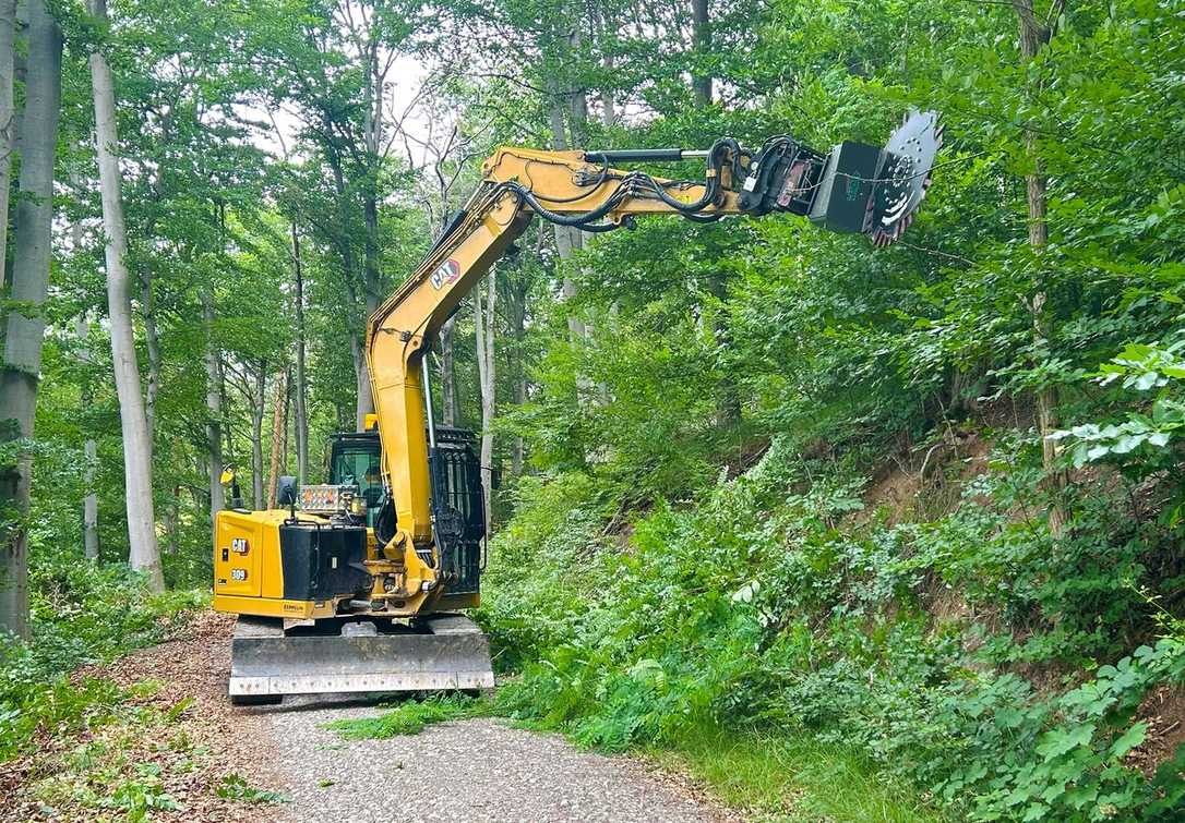 Holp Cut Wheel im Praxistest: Mehr Tempo und saubere Schnitte in der Landschaftspflege