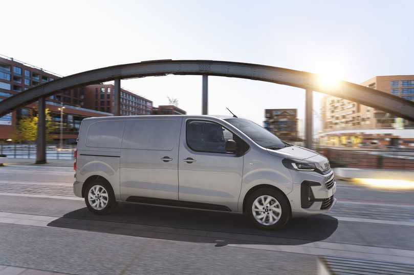 Der kleine eJolly deckt das Segment von 2,8 bis 3,2 t Gesamtgewicht ab und hat dank unterschiedlicher Batterien eine maximale Reichweite von 224 oder 352 km. | Foto: Iveco