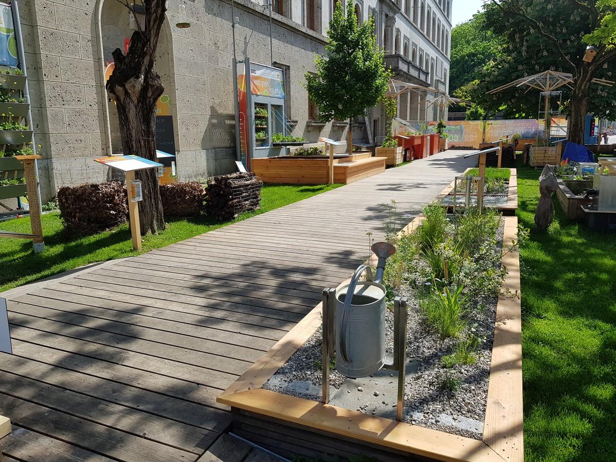 Ein Blick in den Klimawandelgarten. | Foto: LWG