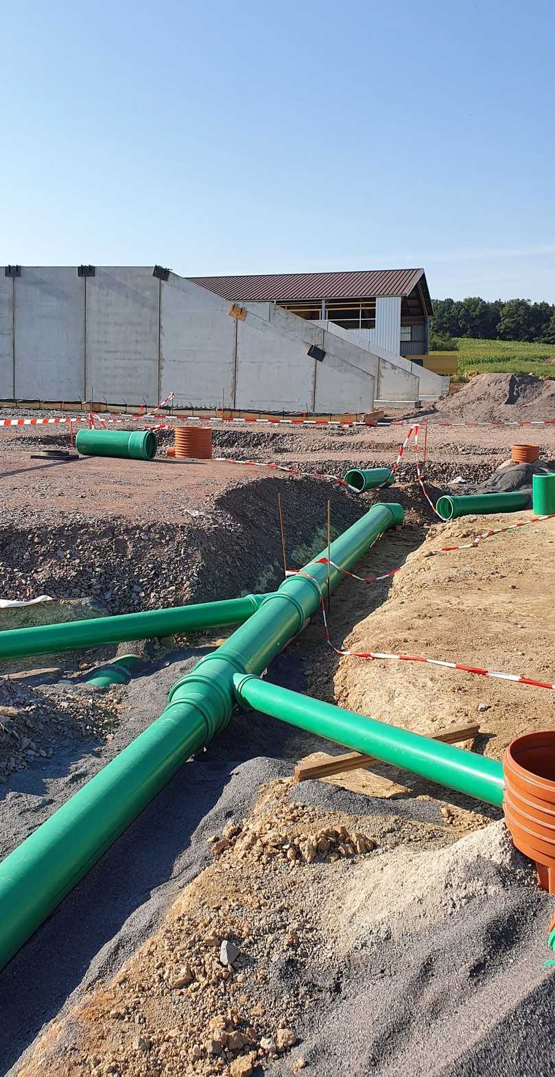 Verschweißtes PP-Rohrsystem für die dauerhaft dichte Ableitung von Silagesickersaft und Schmutzwasser | Foto: Sabug