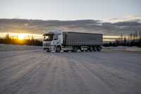 Mercedes-Benz Trucks testet in Finnland Elektro-Lkw