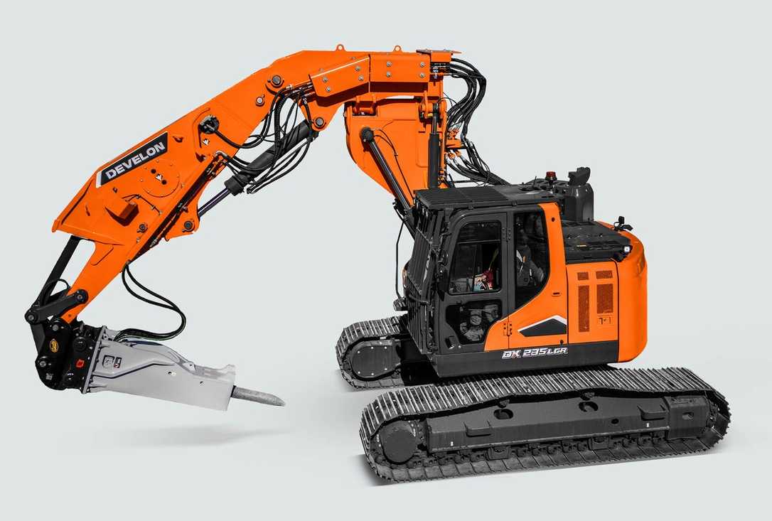 Neuer Develon Tunnelbagger DX235RTF-7 mit Kippausleger und großer Reichweite Neuer Develon Tunnelbagger DX235RTF-7 mit Kippausleger und großer Reichweite