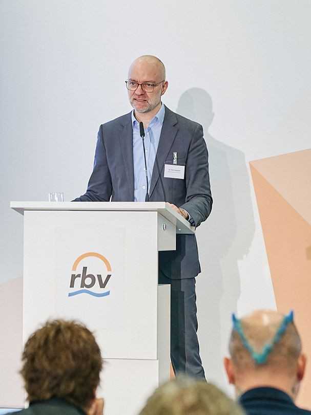 Grüner Wasserstoff auf der Transportnetzebene: Aktuelle Fakten zum Wasserstoffkernnetz präsentierte Dr. Dirk Flandrich. | Foto: rbv