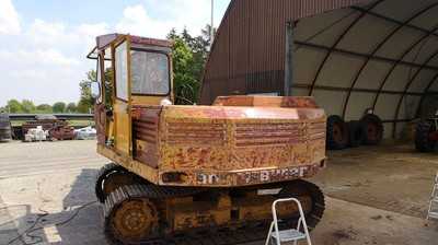 Liebhaber rettet alten Liebherr-Bagger vor der Verschrottung