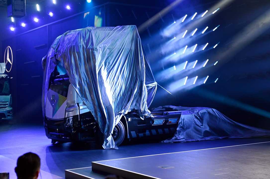 IAA Transportation 2022: Weltpremiere für vollelektrischen eActros LongHaul IAA Transportation 2022: Weltpremiere für vollelektrischen eActros LongHaul