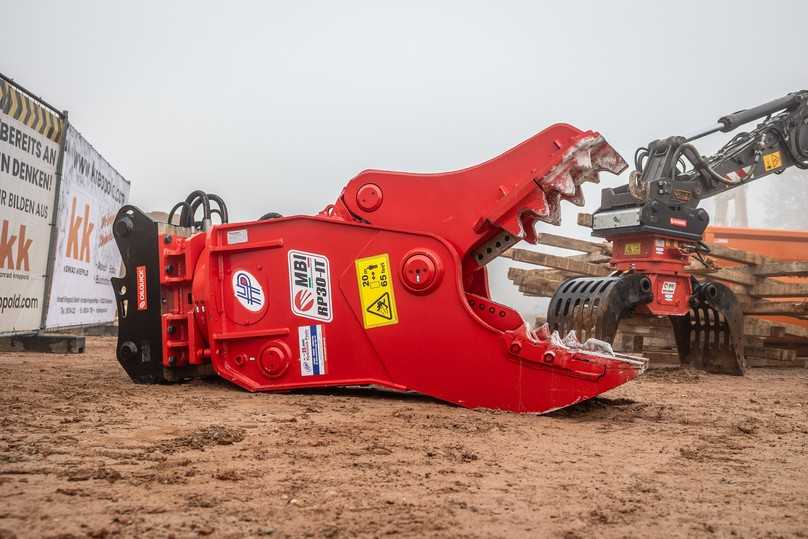 Der Pulverisierer RP30-IT eignet sich auch für den Primärabbruch - dank CRP-Platte mit Zahn. | Foto: MBI Der Pulverisierer RP30-IT eignet sich auch für den Primärabbruch - dank CRP-Platte mit Zahn. | Foto: MBI