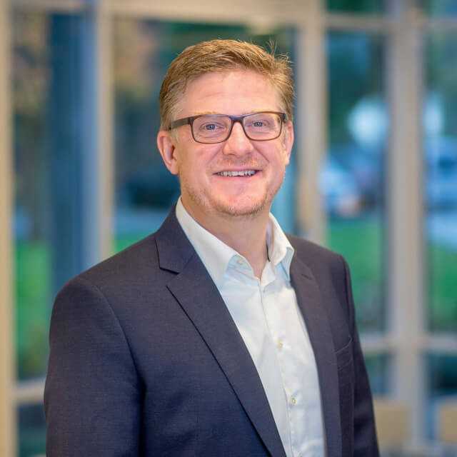 „Mit dem Handy können wir im Moment viel besser helfen. Da gibt es keine Hürde“, meint Dietmar Metz, Kundendienstleiter Verdichtungstechnik bei Bomag. | Foto: Bomag „Mit dem Handy können wir im Moment viel besser helfen. Da gibt es keine Hürde“, meint Dietmar Metz, Kundendienstleiter Verdichtungstechnik bei Bomag. | Foto: Bomag