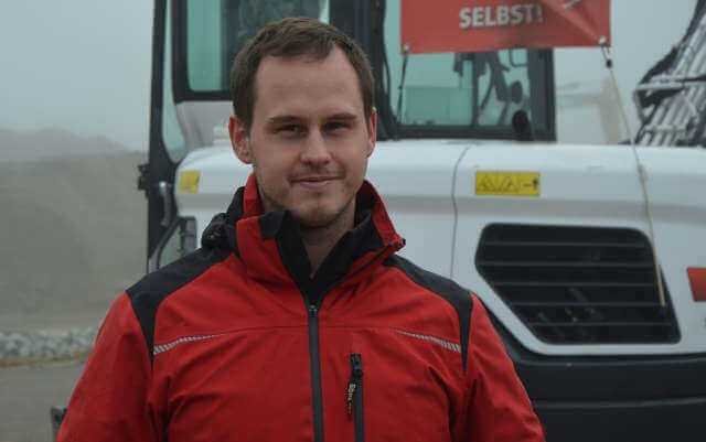 „Egal ob der Bagger auf einer großen oder kleinen Baustelle, in einem großen oder kleinen Unternehmen läuft – er wird schneller, er wird effizienter, und dadurch spart der Unternehmer.“ – Frieder Speidel, Anwendungsingenieur MTS-Pilot. | Foto: bi „Egal ob der Bagger auf einer großen oder kleinen Baustelle, in einem großen oder kleinen Unternehmen läuft – er wird schneller, er wird effizienter, und dadurch spart der Unternehmer.“ – Frieder Speidel, Anwendungsingenieur MTS-Pilot. | Foto: bi