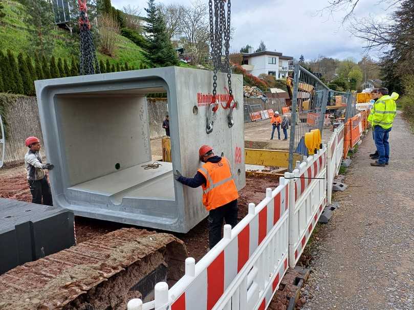 Dank einer guten Planung verlief die Montage der Elemente reibungslos. | Foto: Peter Gross Infrastruktur GmbH & Co. KG Dank einer guten Planung verlief die Montage der Elemente reibungslos. | Foto: Peter Gross Infrastruktur GmbH & Co. KG