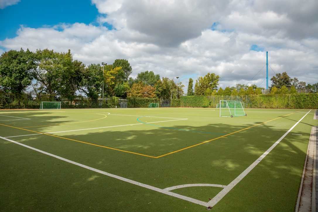 Bundesförderung eröffnet Chancen für GaLaBauer bei Sportanlagensanierungen Bundesförderung eröffnet Chancen für GaLaBauer bei Sportanlagensanierungen