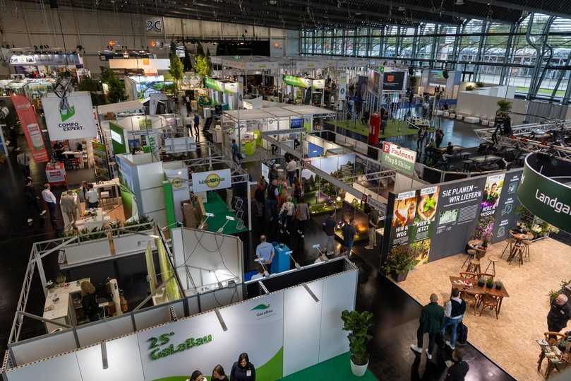 Mit rund 1.100 Ausstellern in 14 Hallen soll auf der GaLaBau in Nürnberg eine Plattform für persönliche Gespräche, Produktvergleiche und den direkten Austausch mit Experten, Herstellern und Dienstleistern entstehen. | Foto: NürnbergMesse/Frank Boxler Mit rund 1.100 Ausstellern in 14 Hallen soll auf der GaLaBau in Nürnberg eine Plattform für persönliche Gespräche, Produktvergleiche und den direkten Austausch mit Experten, Herstellern und Dienstleistern entstehen. | Foto: NürnbergMesse/Frank Boxler