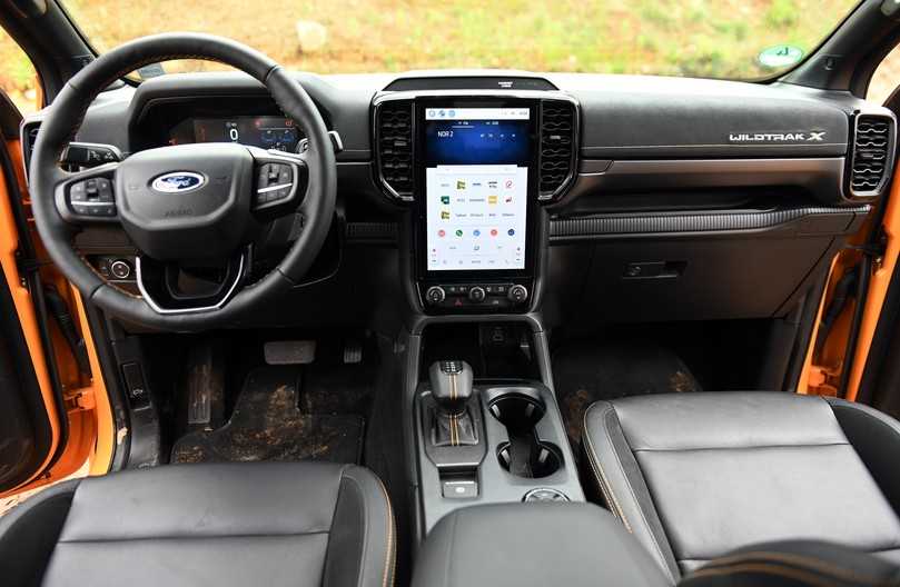 Blick ins Cockpit beim Ford Ranger. | Foto: Frank Hausmann Blick ins Cockpit beim Ford Ranger. | Foto: Frank Hausmann