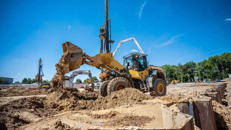 Bauer Resources und Bauer Spezialtiefbau arbeiteten Hand in Hand, um die Baugrube termingerecht und passgenau fertigzustellen. | Foto: Bauer Gruppe