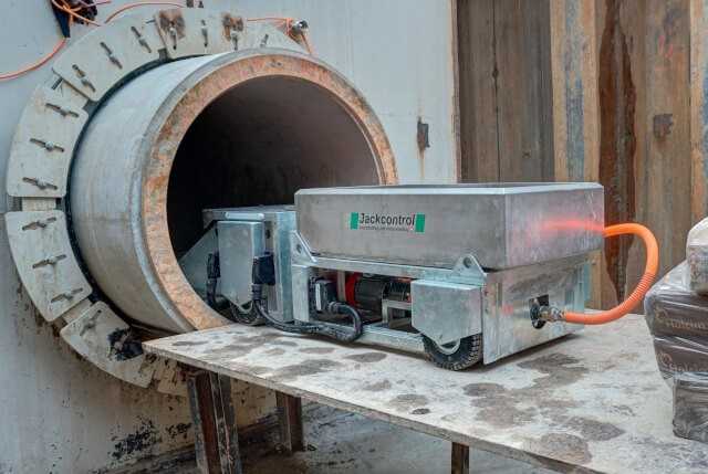 Abbildung 6: Ringraumverfüllung mit dem CT Rover Abbildung 6: Ringraumverfüllung mit dem CT Rover