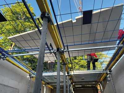 Neue Absturzsicherung für Deckenarbeiten