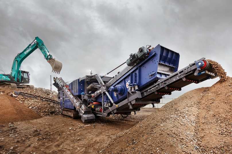 Christophel zeigt auf der Nordbau zum ersten Mal eine Dynarox I-120 von Hazemag. | Foto: Christophel Christophel zeigt auf der Nordbau zum ersten Mal eine Dynarox I-120 von Hazemag. | Foto: Christophel