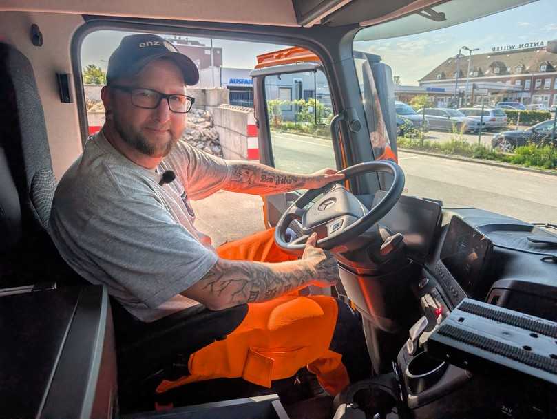 Bernd Zimare, Fahrer der Kanalreinigungsfahrzeuge der Stadt Kiel. | Foto: B_I MEDIEN/Saric