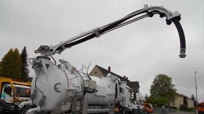 Schmidt zeigt ölnebelfreien Saugaufbau mit Vakuumgebläse