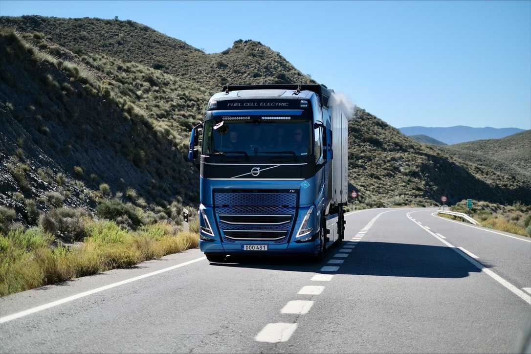 Baufahrzeuge: Volvo Trucks will Wasserstoff-Lkw auf den Markt bringen Baufahrzeuge: Volvo Trucks will Wasserstoff-Lkw auf den Markt bringen