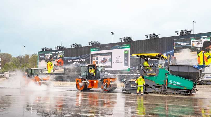 Do More with Less: In verschiedenen Live-Anwendungen präsentierte die Wirtgen Group ihre Lösungen. | Foto: WIRTGEN GROUP Do More with Less: In verschiedenen Live-Anwendungen präsentierte die Wirtgen Group ihre Lösungen. | Foto: WIRTGEN GROUP