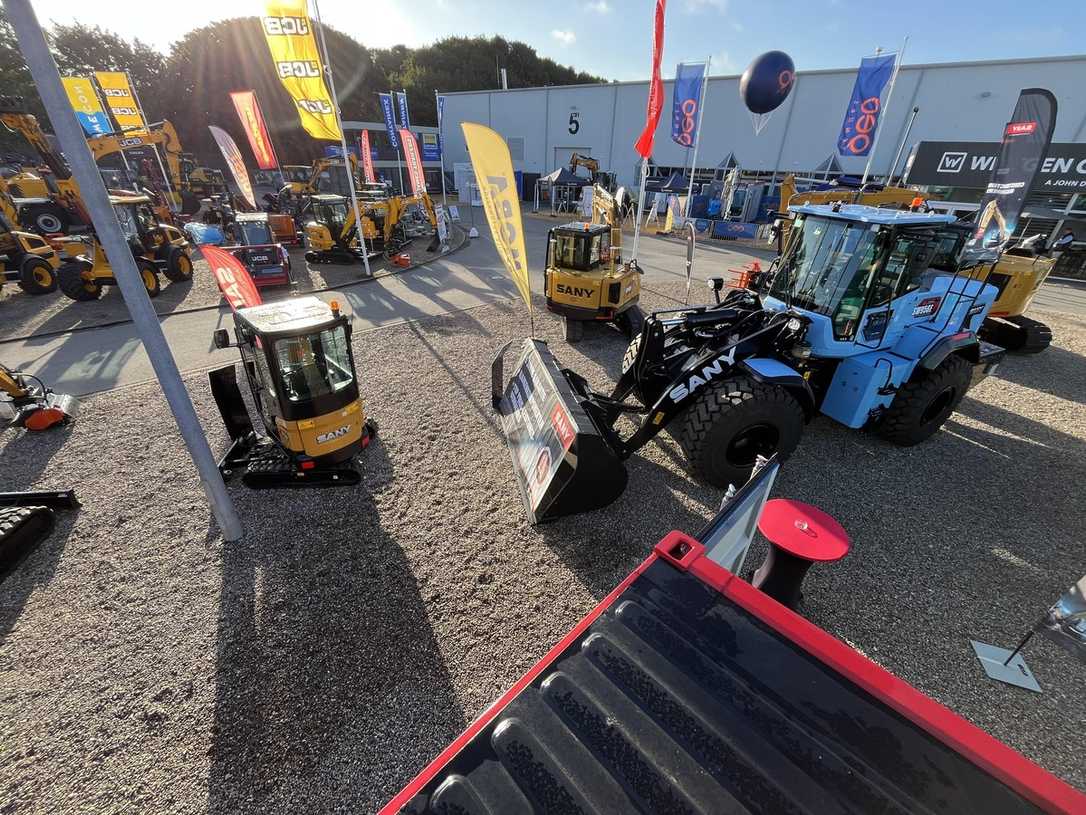 Sany zeigt Bagger und Radlader auf der NordBau 2025