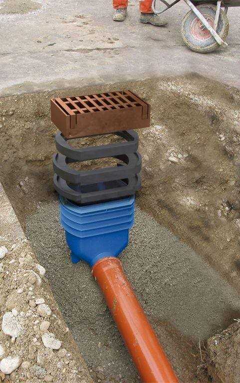 Ausgleichsring PDRD auf Kunststoffschacht | Fotos: Romold