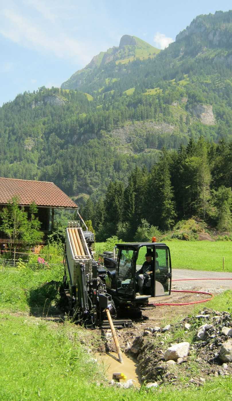 2011: Der Grundodrill 18ACS, auch „King of Rock“ genannt, erlaubte erstmals Standard- und Felsbohrungen mit ein und demselben HDD-Gerät. | Foto: Tracto 2011: Der Grundodrill 18ACS, auch „King of Rock“ genannt, erlaubte erstmals Standard- und Felsbohrungen mit ein und demselben HDD-Gerät. | Foto: Tracto