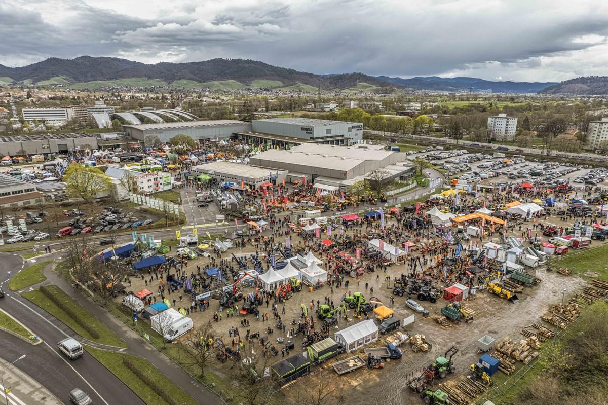 Forst-Spezialmaschinen und Holzbearbeitungstechnik, nachhaltige Energielösungen sowie ein breites Angebot an Ausrüstung und moderner Technik im Jagdbereich: Die Messe bietet ein umfassendes Spektrum an Innovationen und Lösungen. | Foto: Messe Offenburg-Ortenau Forst-Spezialmaschinen und Holzbearbeitungstechnik, nachhaltige Energielösungen sowie ein breites Angebot an Ausrüstung und moderner Technik im Jagdbereich: Die Messe bietet ein umfassendes Spektrum an Innovationen und Lösungen. | Foto: Messe Offenburg-Ortenau