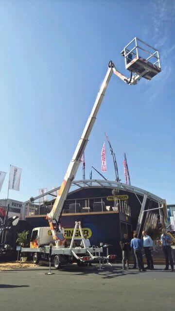 Zeit sparendes, sicheres Höhenarbeiten ermöglicht die P 250 BK. | Foto: Palfinger