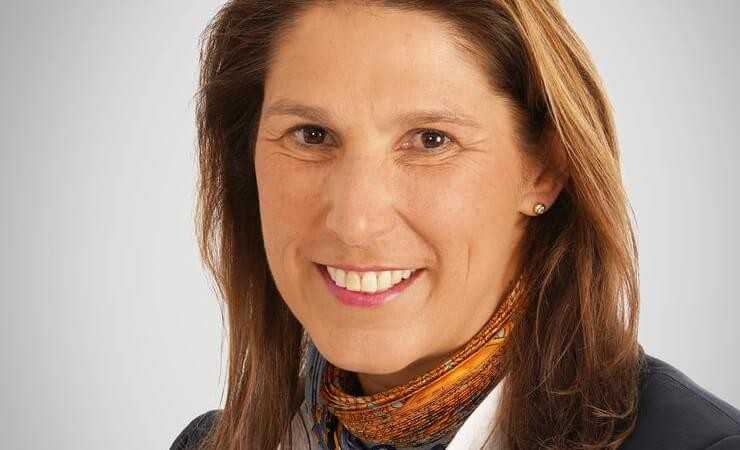 „Der Vorschlag vermeidet eine längere Mindestlohn-Lücke.“ Jutta Beeke, Vizepräsidentin des Hauptverbandes der Deutschen Bauindustrie | Foto: HDB „Der Vorschlag vermeidet eine längere Mindestlohn-Lücke.“ Jutta Beeke, Vizepräsidentin des Hauptverbandes der Deutschen Bauindustrie | Foto: HDB