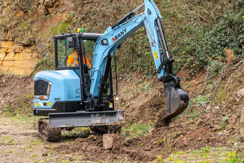 Emissionsfrei im Einsatz und stark in der Leistung: Der SY35E als moderner Elektro-Bagger kombiniert leisen Betrieb mit kraftvoller Hydraulik und hoher Präzision. | Foto: Sany