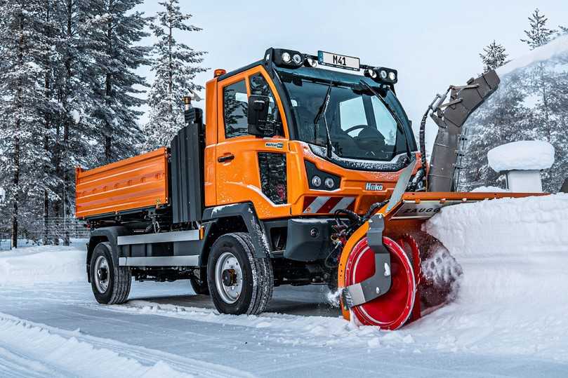 Der Lasten- und Geräte­träger Multicar M41 mit An- und Aufbau­gerä­ten für den wirtschaftlichen Ganz­jahreseinsatz. | Foto: Hako
