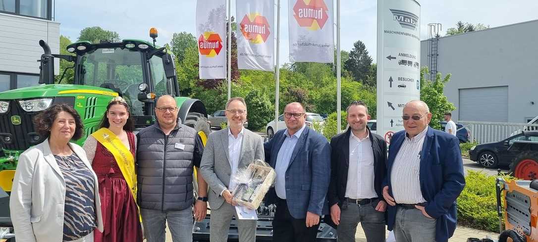 Mulchgeräte-Hersteller aus Bermatingen feiert 70. Mulchgeräte-Hersteller aus Bermatingen feiert 70.