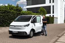 China-Transporter unter Strom